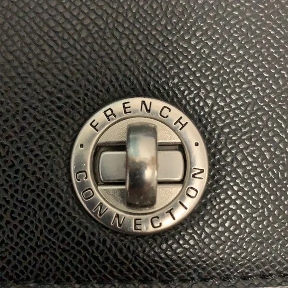 French connection - Picture 4 of 5